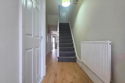 3 bedroom end of terrace house for sale, Shrewsbury Road, Forest Gate, E7 8AL