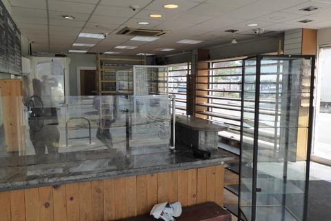 Restaurant to rent, 261 High Rd Loughton IG10 1AH