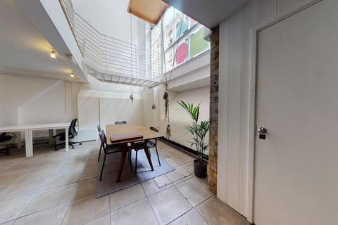 Office to rent, 31 Charlotte Rd London EC2A 3PB