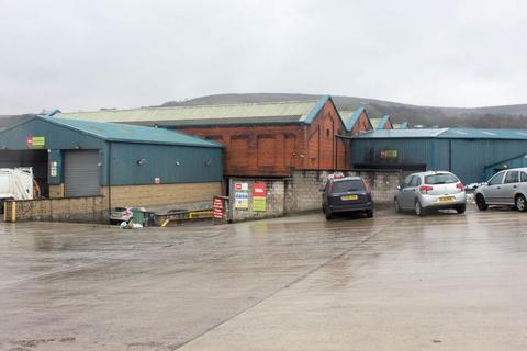 Warehouse to rent, Redearth Rd Darwen BB3 2DU