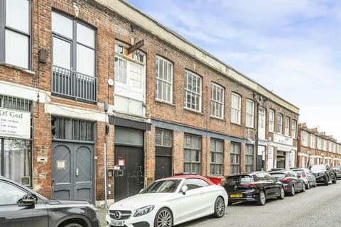 Office to rent, 18-20 Belsham St London E9 6NJ