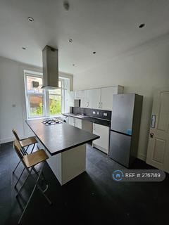 2 bedroom flat to rent, West Graham Street, Glasgow, G4