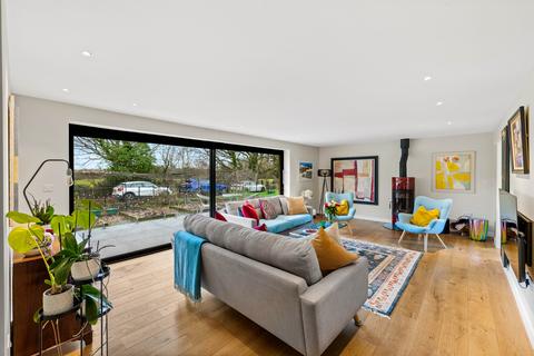 undefined, Reigate Road, Horley RH6