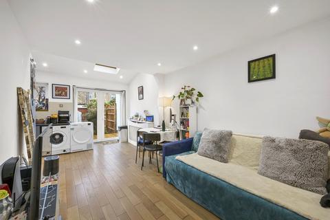 undefined, Aston Road, SW20