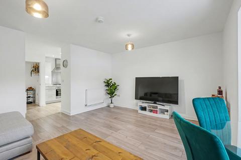 2 bedroom flat for sale, Corliss Vale, Rochester ME1