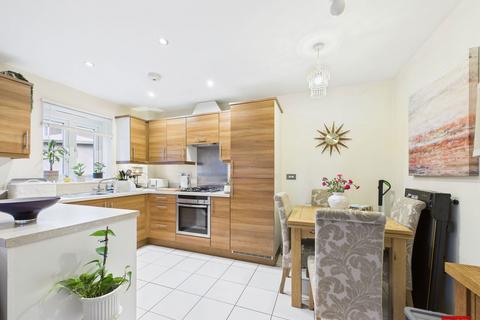 1 bedroom end of terrace house for sale, Greenways, Gloucester GL4