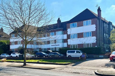 2 bedroom flat to rent, Great North Road, London, N2