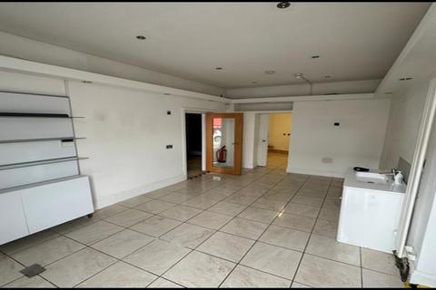 Retail property (high street) to rent, 534-538 Crow Rd Glasgow G13 1