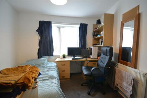 4 bedroom flat to rent, Stephens Court, Selly Oak, Birmingham B29