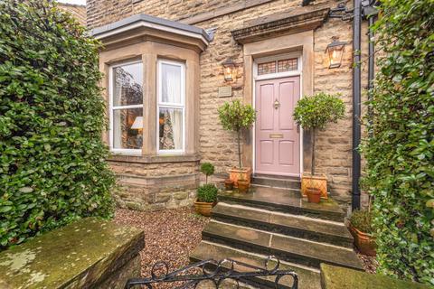 undefined, Low Lane, Batley WF17