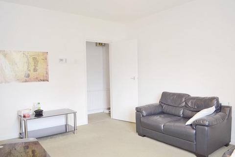 1 bedroom house to rent, 3 St. Edwards Road, Selly Oak, Birmingham B29