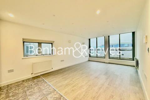 2 bedroom apartment to rent, Headstone Road, Harrow HA1