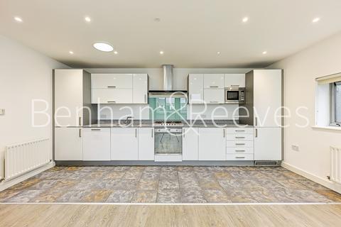2 bedroom apartment to rent, Headstone Road, Harrow HA1