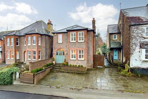 Cravells Road, Harpenden, Hertfordshire, AL5
