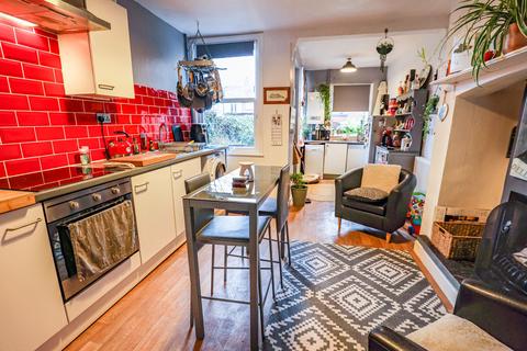 5 bedroom terraced house for sale, Lancaster Road, Morecambe