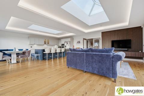 undefined, Inglefield Road, Fobbing, SS17