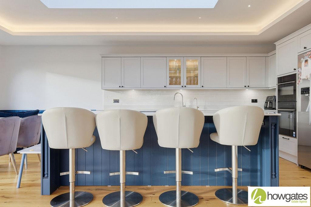 Kitchen/Living Area