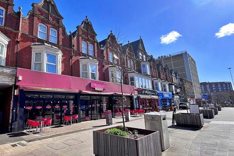 3 bedroom flat to rent, Bournemouth Centre