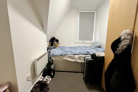 3 bedroom flat to rent, Bournemouth Centre