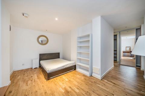 undefined, Pigott Street, London E14