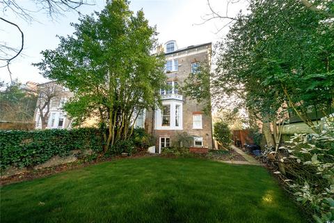 undefined, Cambridge Park, Twickenham, TW1