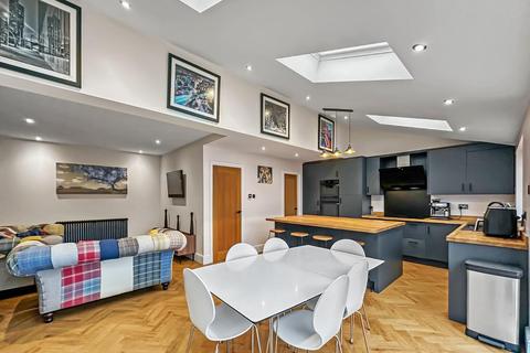 3 bedroom semi-detached house for sale, Kingsley Road, Timperley