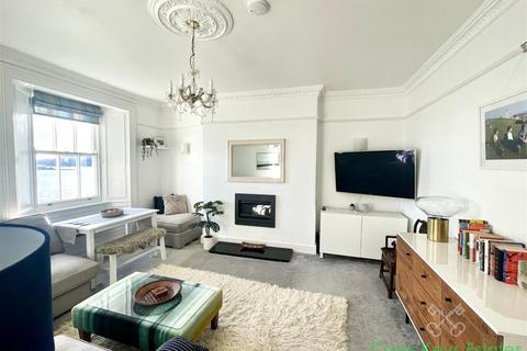 undefined, Grand Parade, Plymouth PL1