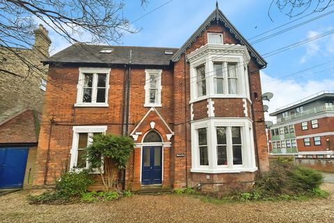 undefined, Dynevor Road, Bedford, MK40