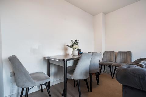 2 bedroom apartment for sale, Charlton Road, London