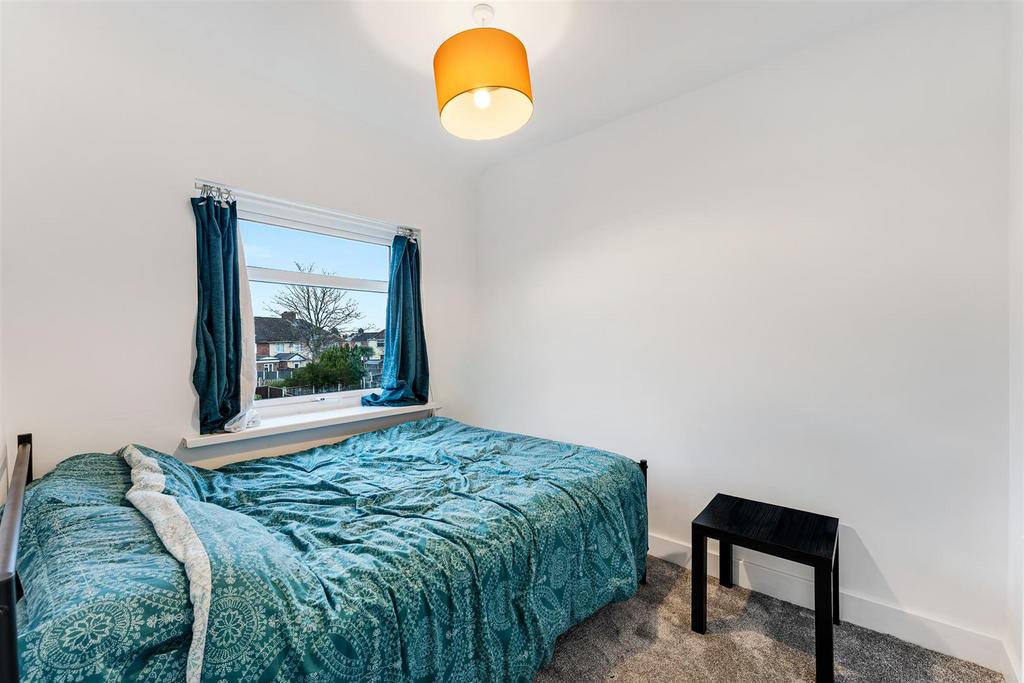 67 Mollington Ave bedroom 2.jpg