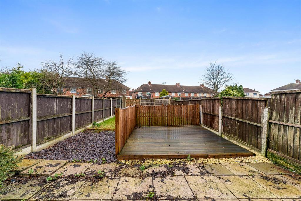 67 Mollington Ave garden.jpg