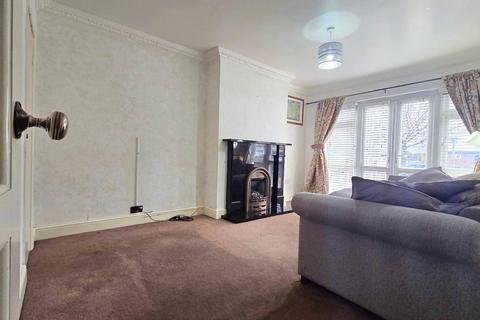 1 bedroom maisonette for sale, Bastable Avenue, Barking, IG11 0NX