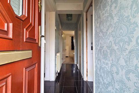 1 bedroom maisonette for sale, Bastable Avenue, Barking, IG11 0NX