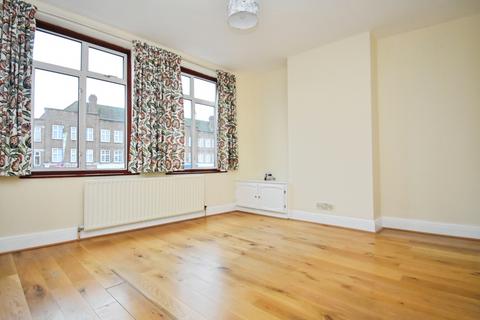 1 bedroom flat to rent, Blackfen Road Wellington Parade DA15