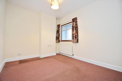 1 bedroom flat to rent, Blackfen Road Wellington Parade DA15