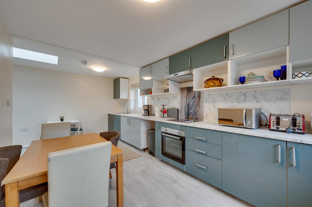 Daniels 397 North Circular Road 005.jpg