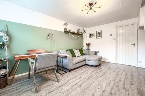 2 bedroom semi-detached house for sale, Deanbrook Close, Monkspath