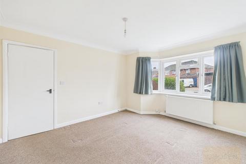 3 bedroom semi-detached house for sale, Pelham Crescent, Churchdown, Gloucester