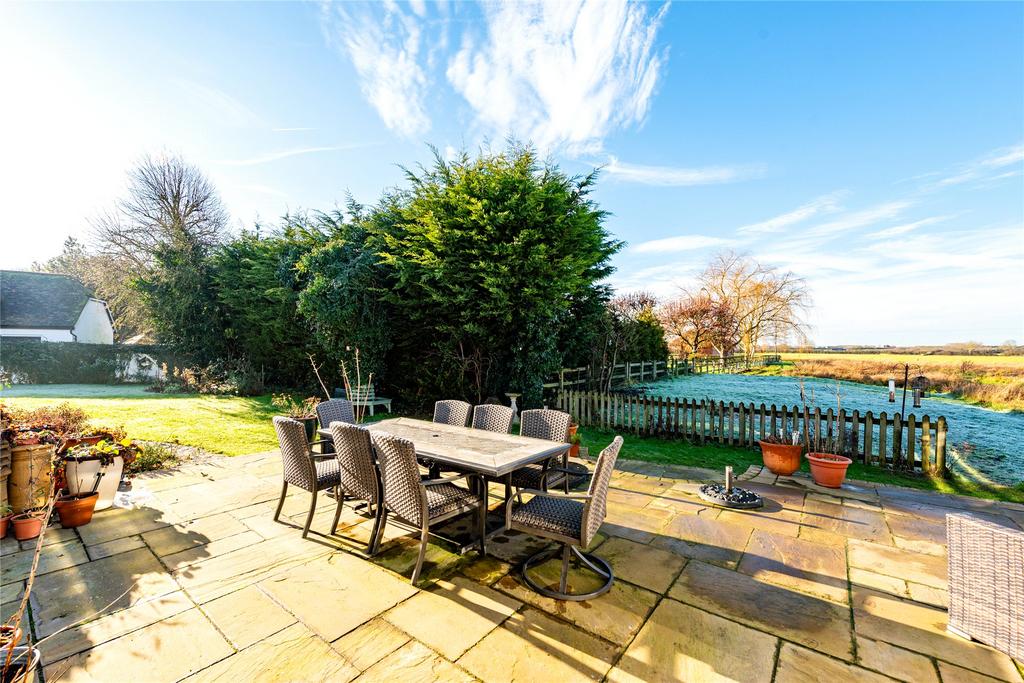 Rear Patio Area
