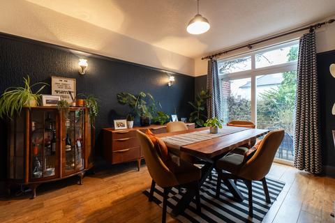 4 bedroom semi-detached house for sale, Westfield Road, Leicester, LE3