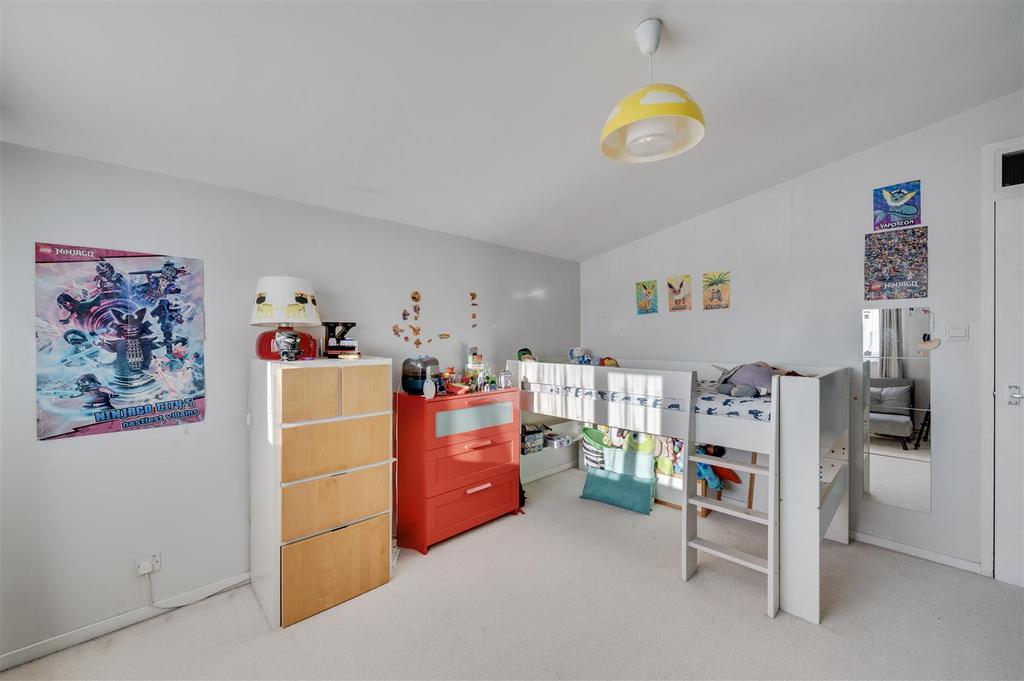 Daniels Lansbury Close, Neasden, NW10 006.jpg