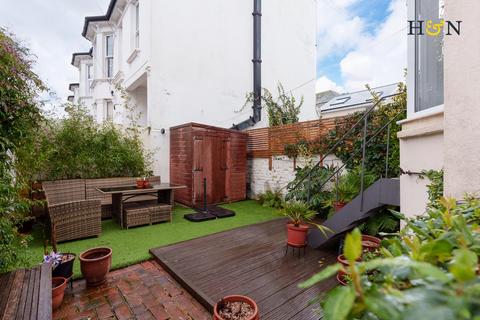 2 bedroom flat for sale, Sackville Road, Hove BN3
