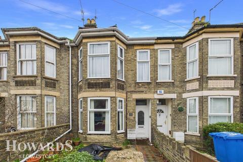 3 bedroom terraced house for sale, London Road South, Lowestoft
