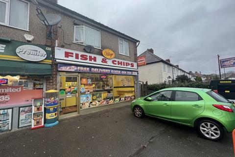 Retail property (high street) to rent, 132 Lower Cippenham Ln Slough SL1 5EA