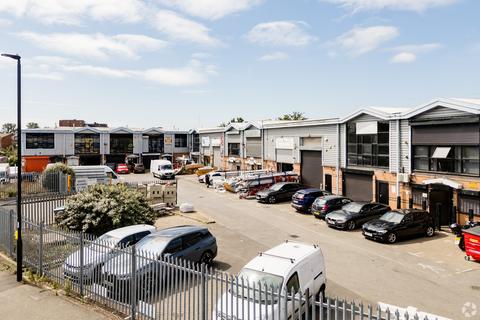 Warehouse for sale, Bridge Rd Southall UB2 4AY