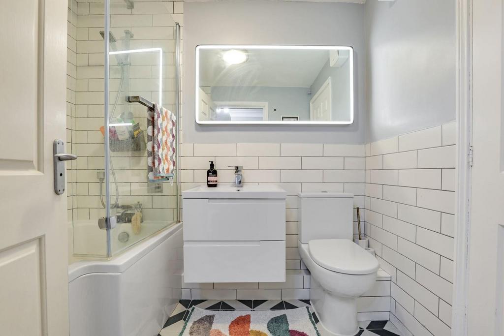 12-5f59 JHProp World - 3 Wicklow Court - 37-medium.j