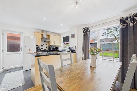 3 bedroom house for sale, Fairmount Way, Rugeley