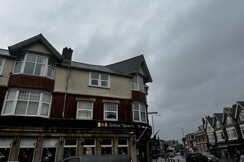 undefined, Southbourne Grove, Southbourne