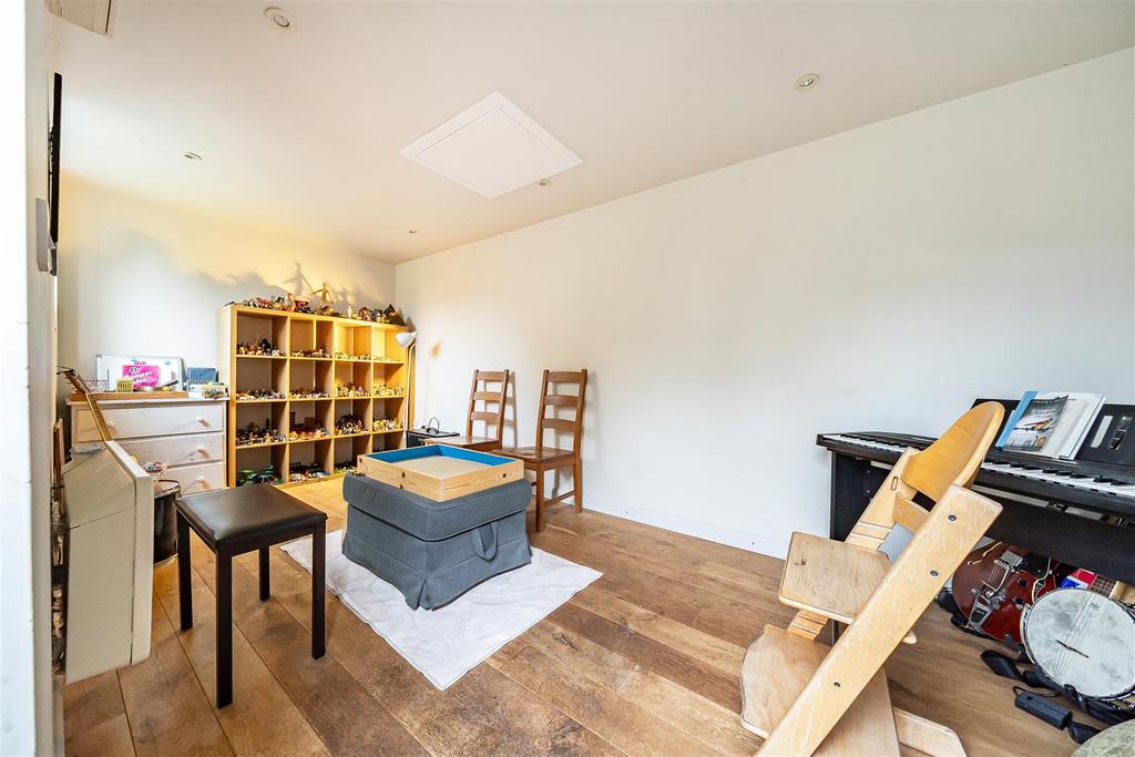 Garden Room / Office
