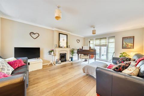 undefined, Tremes Close, Marshfield, Chippenham